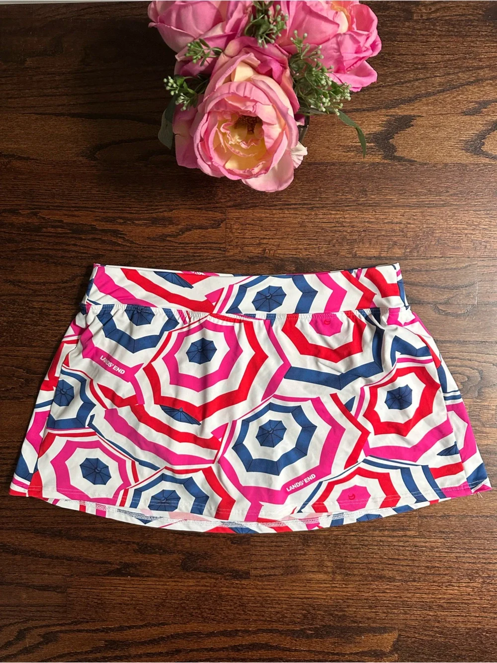 Lands End skirted swim bottom, size 8